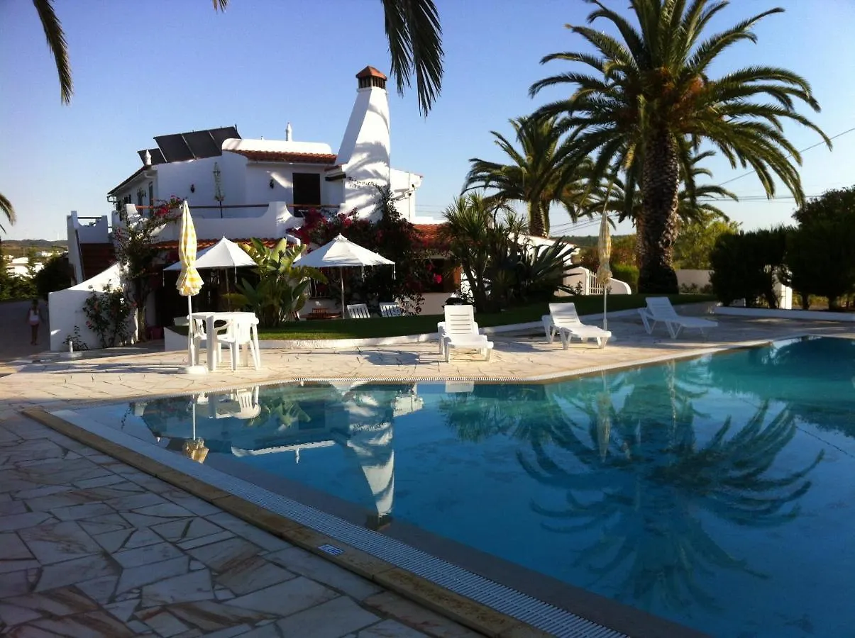 Residence Les Arcades Almadena 0*,